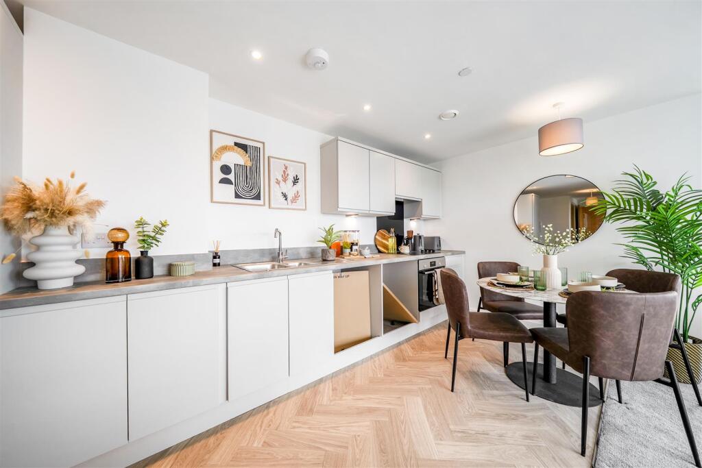 Apartment in Manchester - View 3