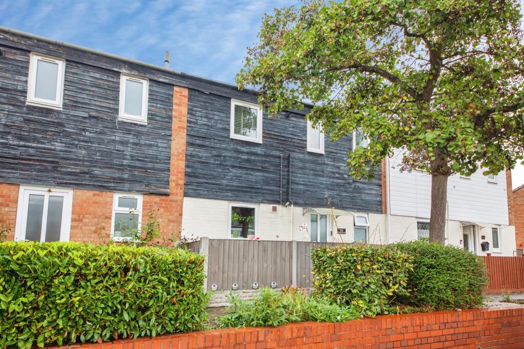 3-bed terraced on Harris Road, Leicester, £260,000