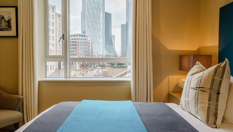 Apartment in London - View 5