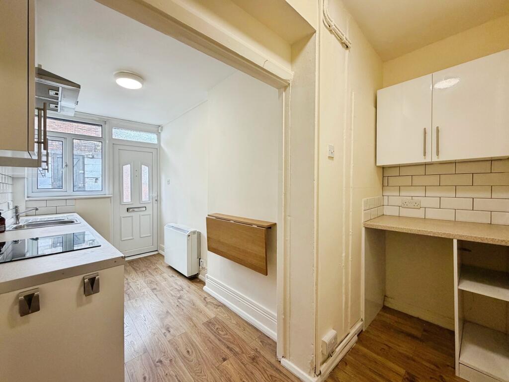 Apartment in Liverpool - View 5