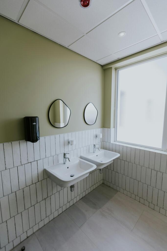 Male Communal Toilets