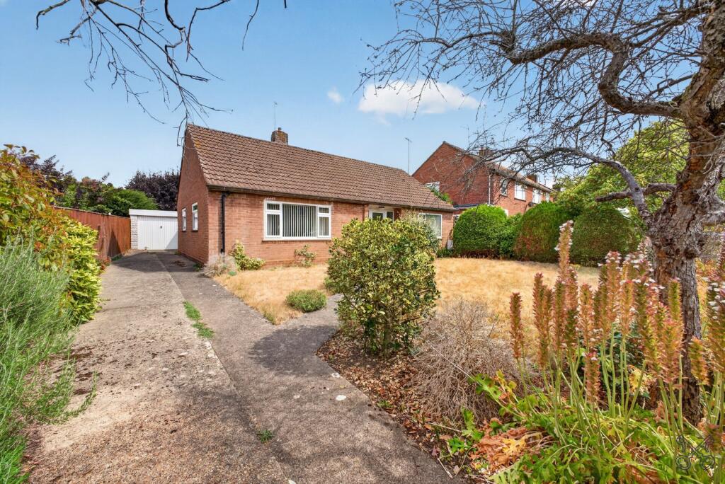 Main image of property: Mansion Gardens, Evesham, Worcestershire, WR11
