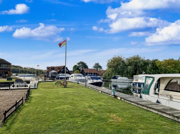 mooring