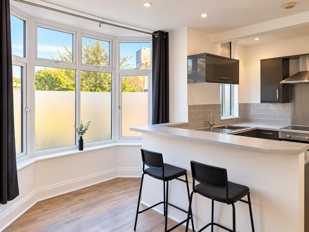 Apartment in Nottingham, Mapperley Park - View 3