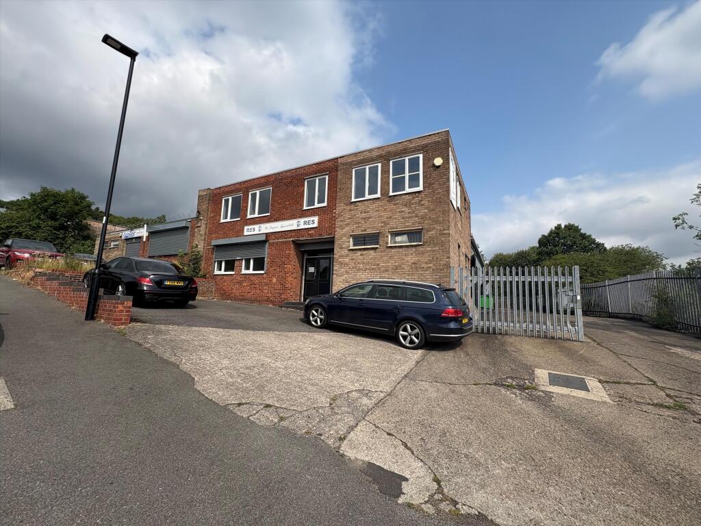 Main image of property: 11 Roman Ridge Road, Sheffield, S9 1GB