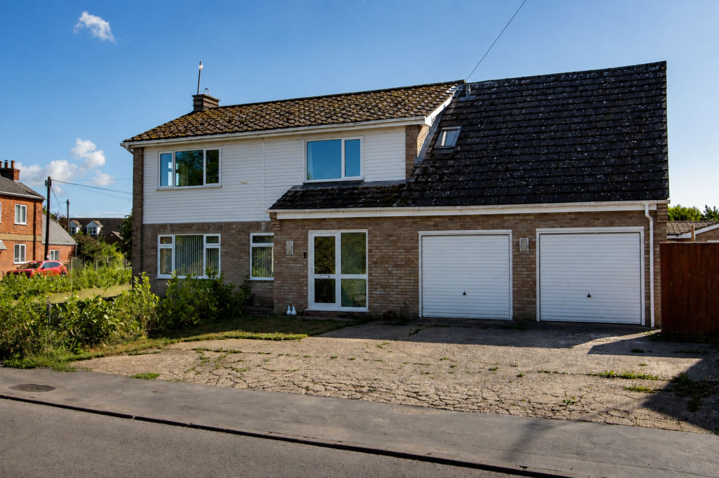 Main image of property: Church End, Leverington, PE13