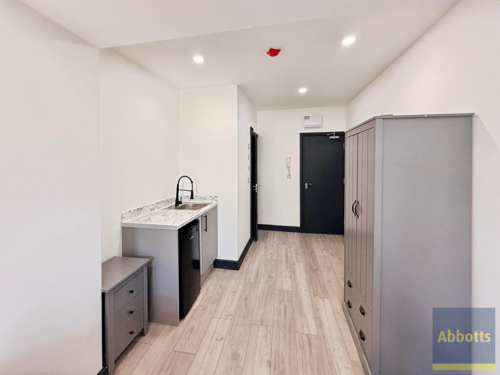 Main image of property: Glenhurst Road, Southend