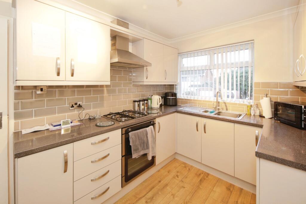 St. Pauls Crescent, Coleshill, Birmingham, Warwickshire, B46 photo 3