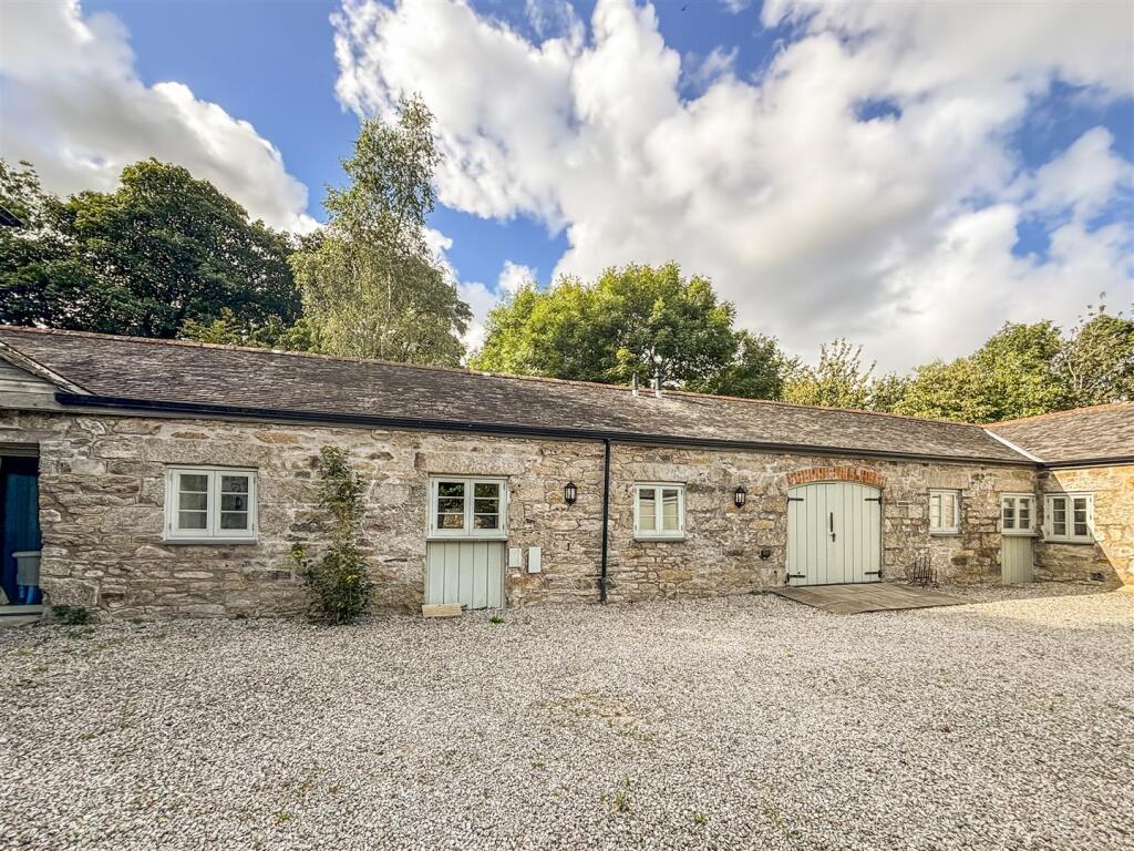 Main image of property: Cosawes Barton, Ponsanooth