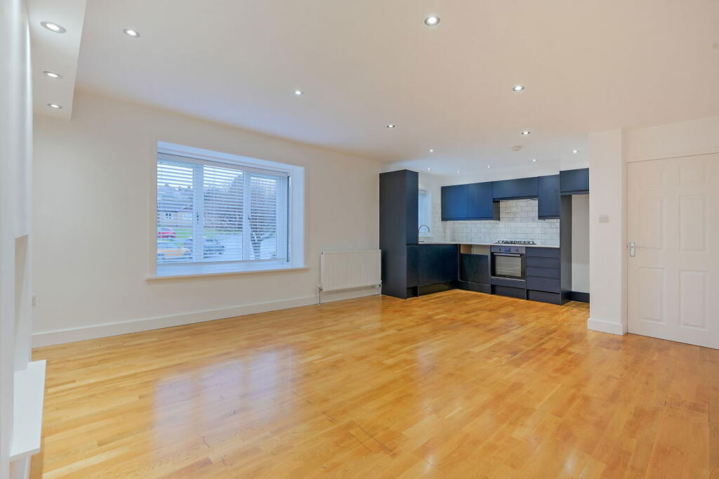 Ryefield Gardens, Ecclesall photo 2