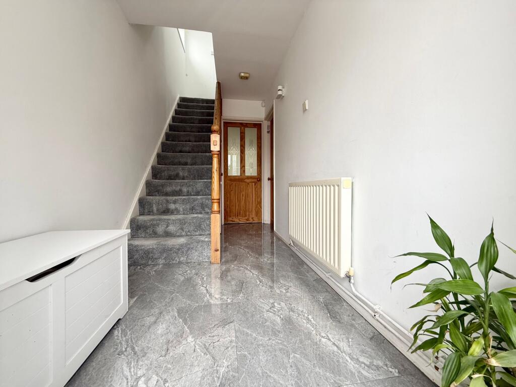 House in Luton - More