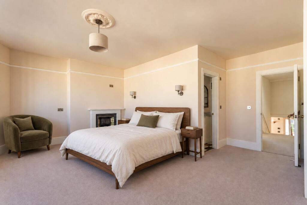 Brunswick Place, Hove photo 5