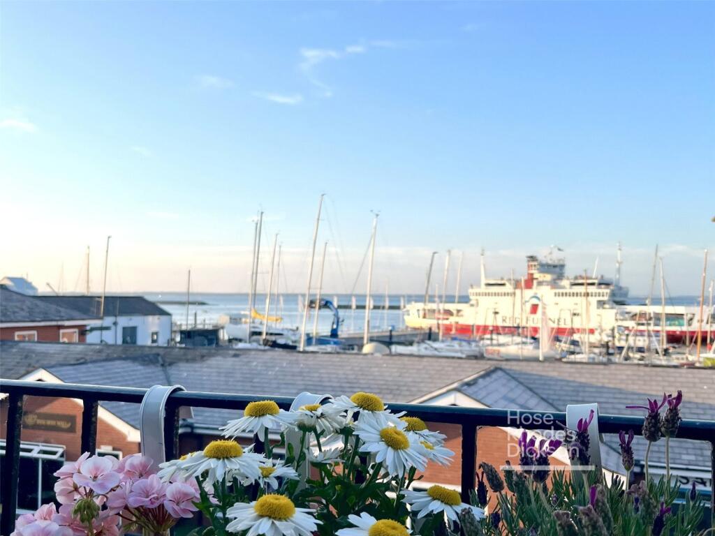 Main image of property: Medina Road, Cowes, Isle of Wight