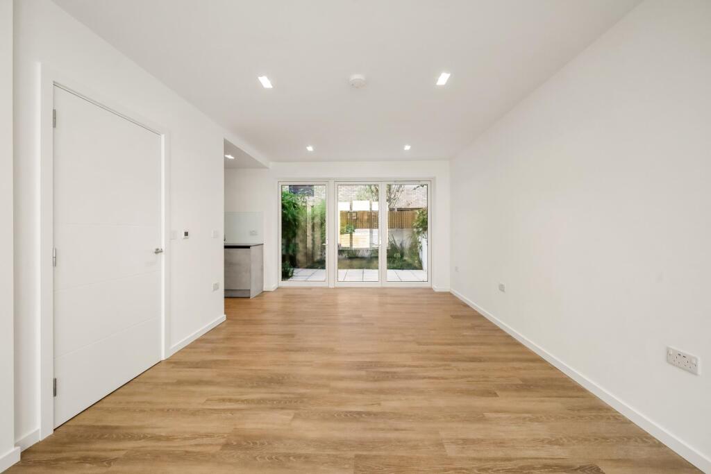 Main image of property: Portobello Road, Notting Hill, W10