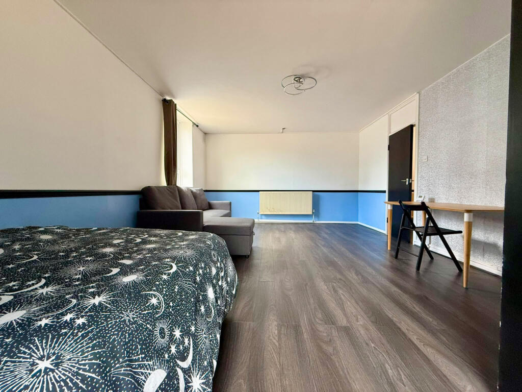 Main image of property: Colebrook House, E14