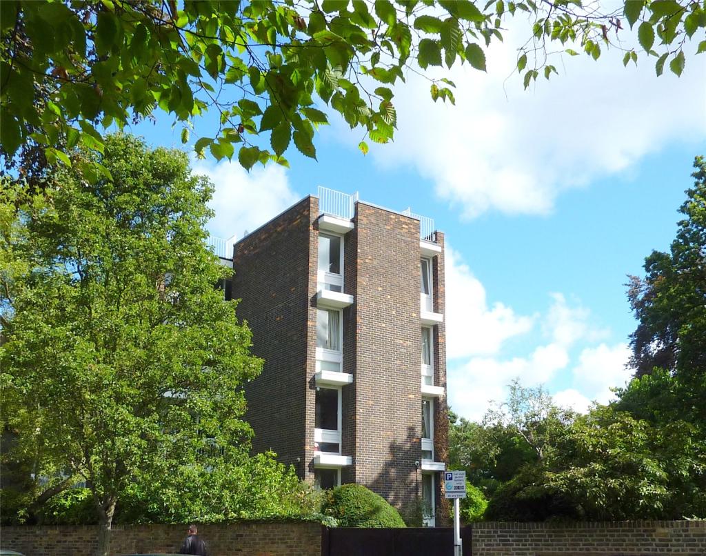 Main image of property: Kew Gardens Road, Kew, Surrey, TW9