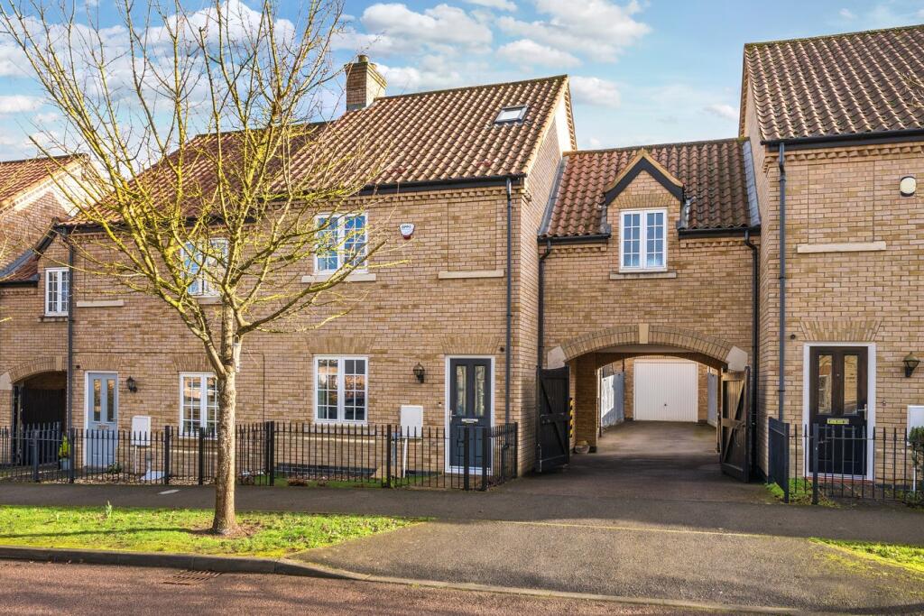 Main image of property: Hardy Way, Fairfield, SG5