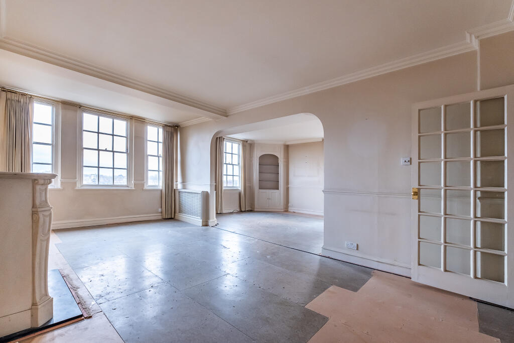 Main image of property: Whiteheads Grove, London, SW3