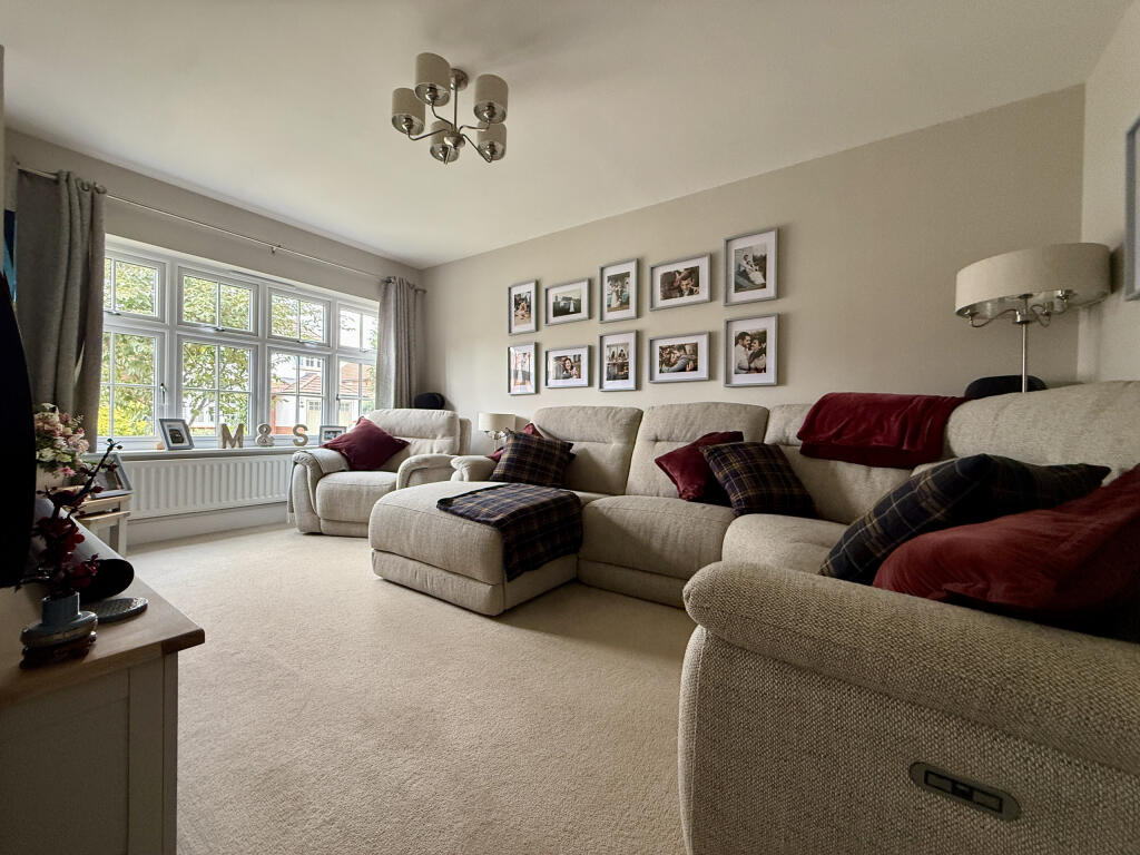 House in Taunton - View 2
