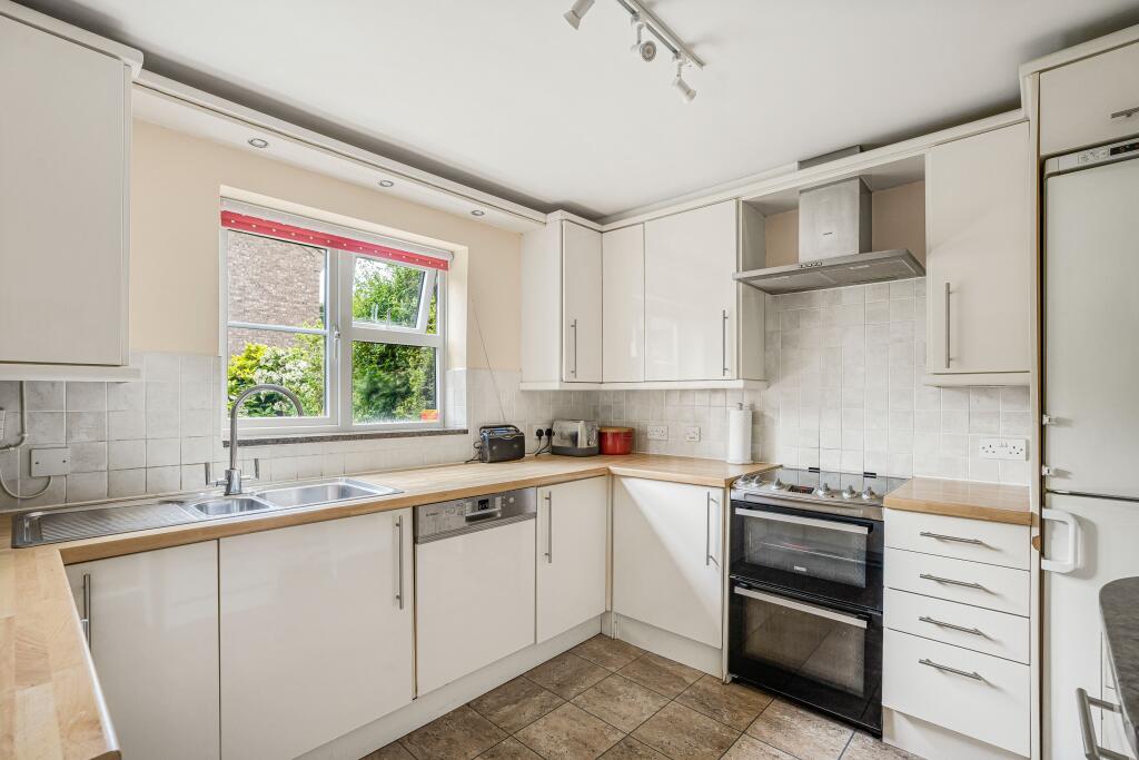 Additional image 4 of Boissy Close, St Albans, AL4