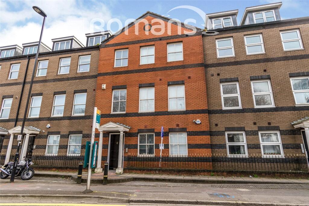 Main image of property: The Carronades, New Road, Southampton, SO14