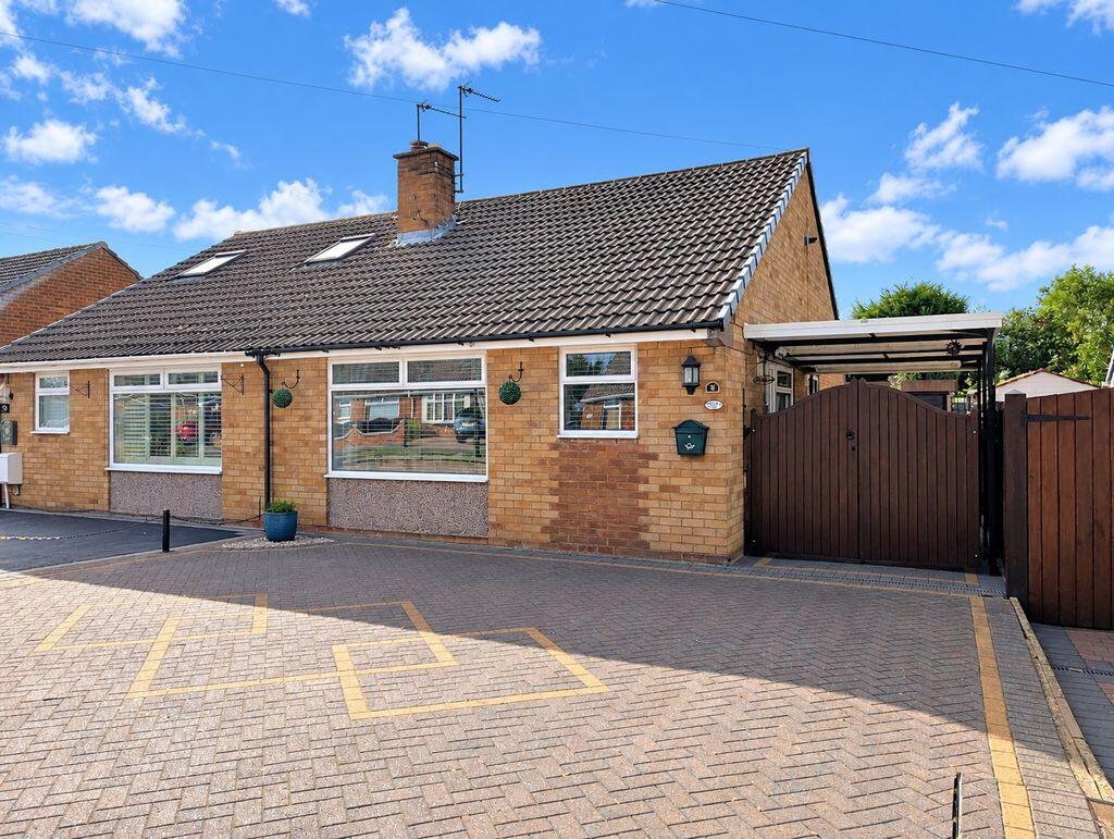 2-bed semi-detached on Scott Avenue, Nuneaton, £232,950