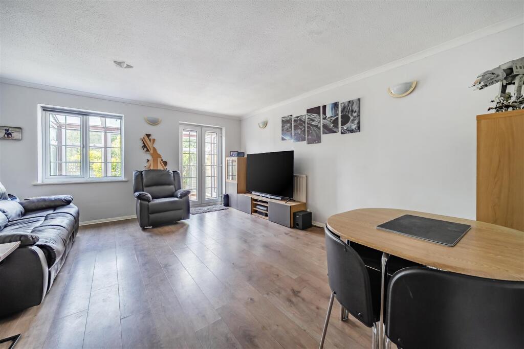 House in Reading - View 4