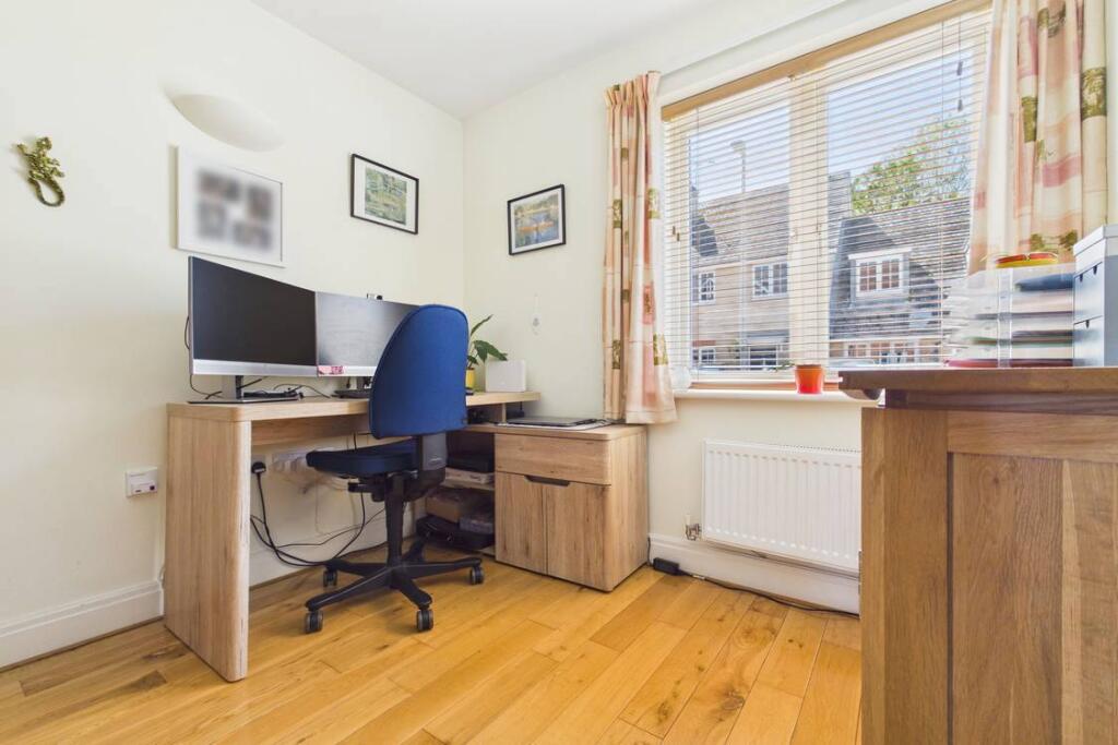 House in Burghfield, Trash Green - View 5