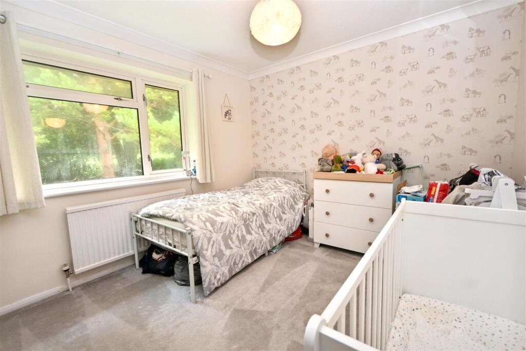 Apartment in Eastbourne, Motcombe - More
