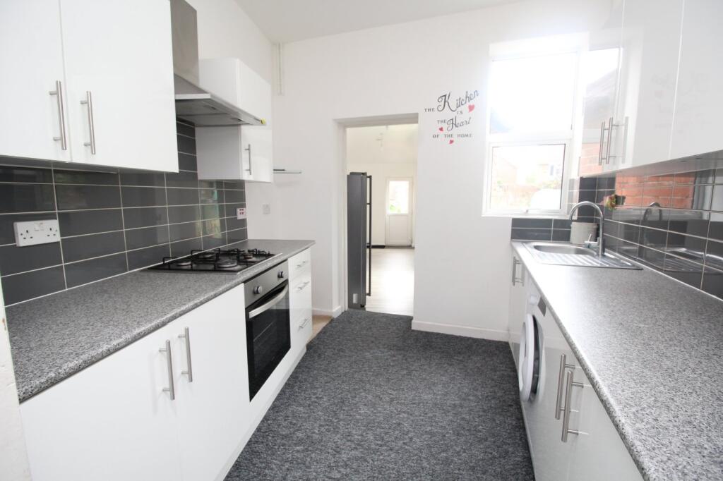 Shirley Road, Southampton, Hampshire, SO15 photo 3