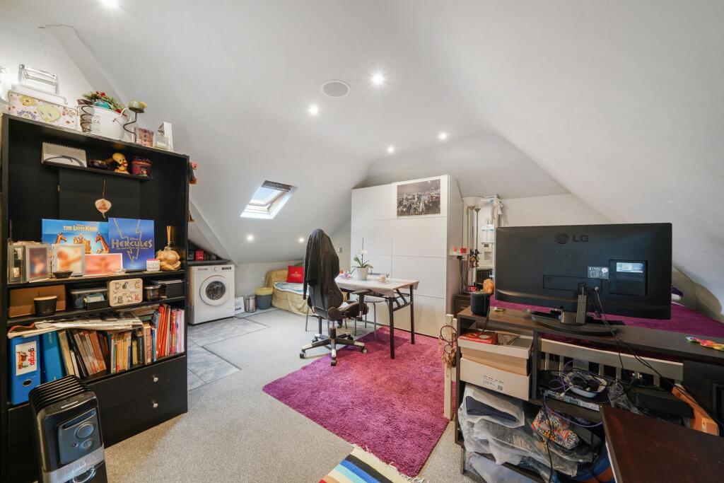 Apartment in London, Thornton Heath - View 2
