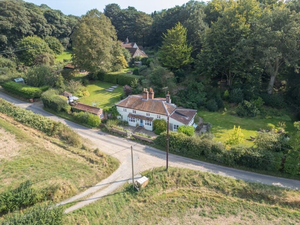 Main image of property: Oulton nr Blickling