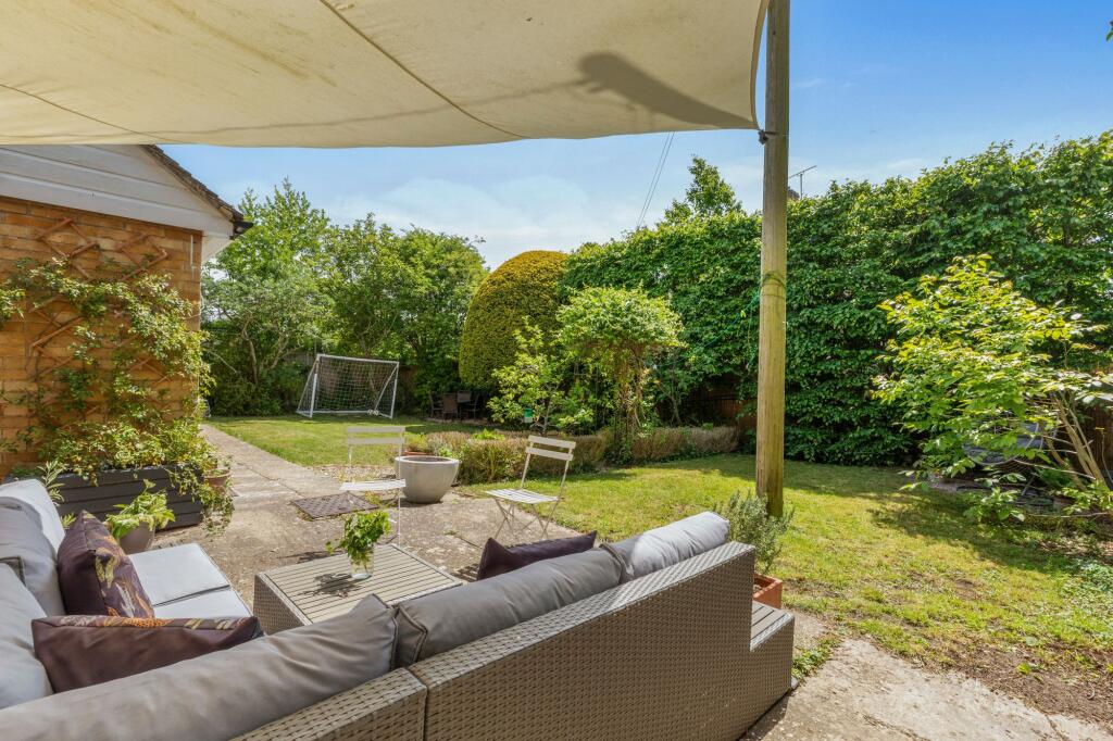 Rosemary Lane, Haddenham, HP17 photo 4