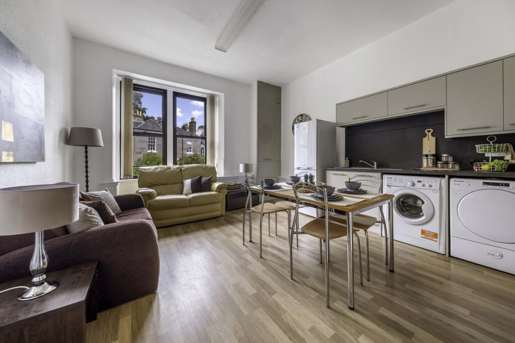 Apartment in Dundee - View 3