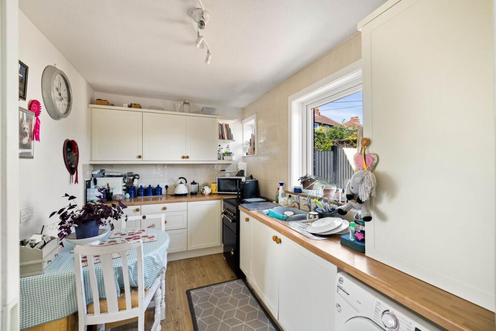 House in Canterbury - View 4