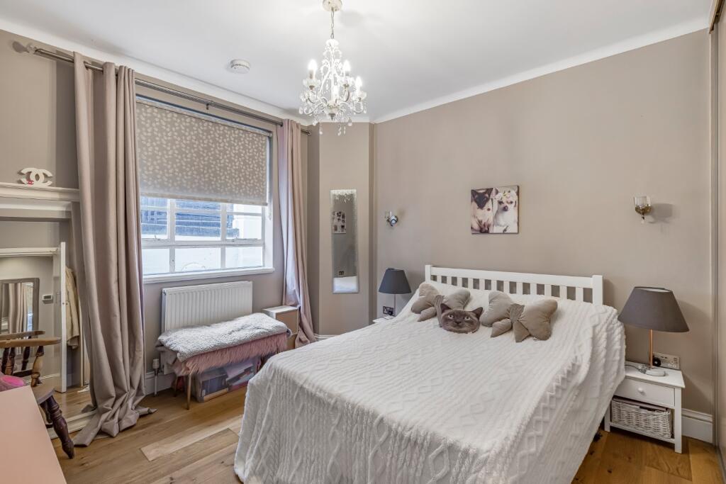 Hatherley Grove, Bayswater, London, W2 photo 3