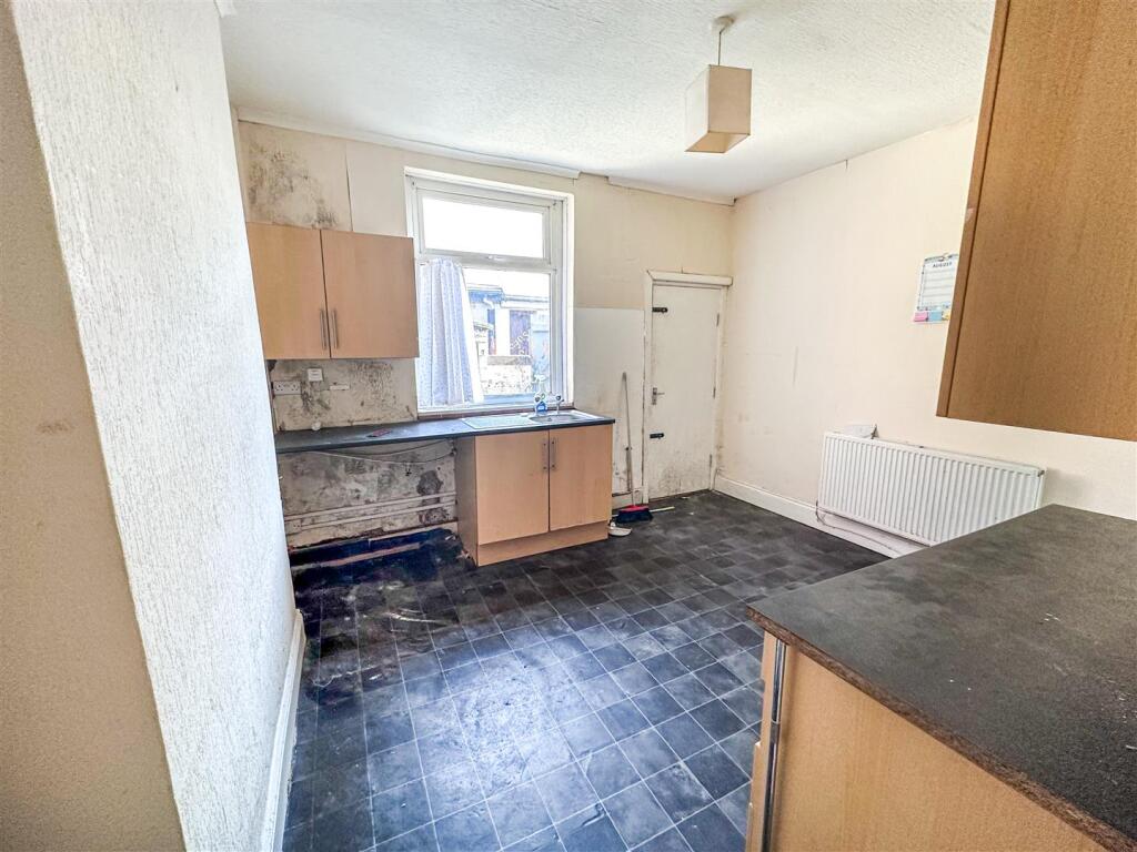 House in Burnley, Pike Hill, Fulledge - View 5