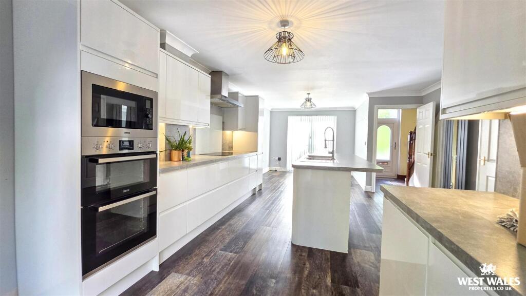House in Swansea - More