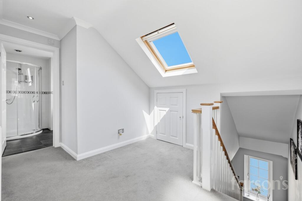 House in Brentwood, Doddinghurst - View 6