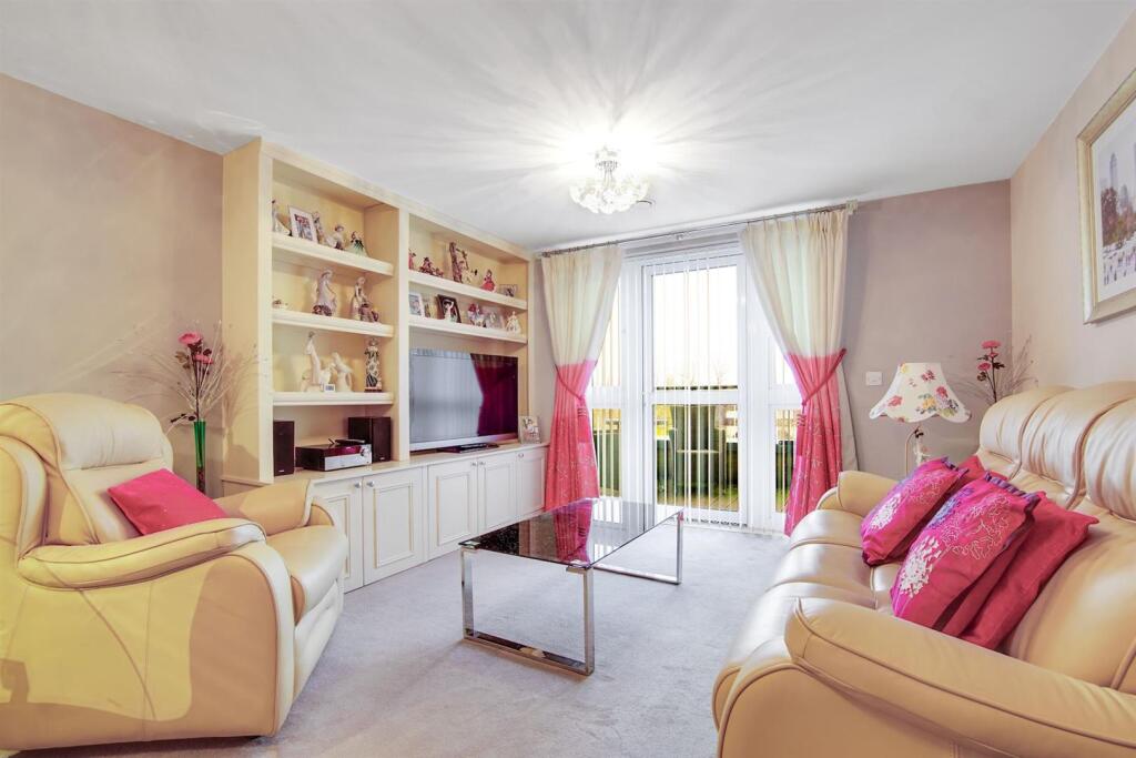 Main image of property: Albion Road, Bexleyheath, DA6 7AX