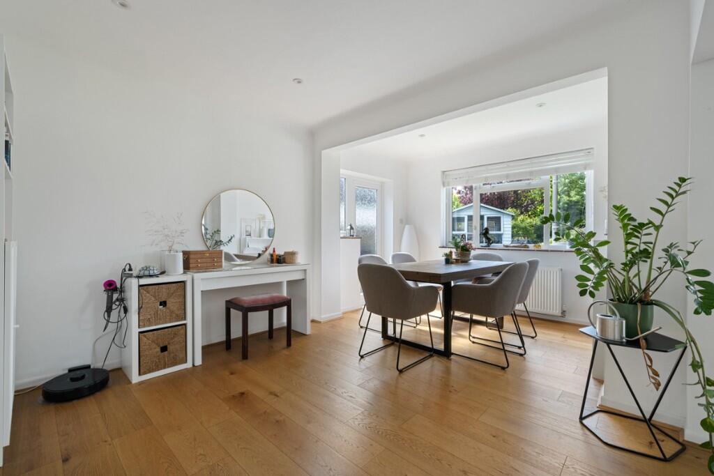 Kingsway, Craigweil Private Estate, Bognor Regis, West Sussex, PO21 - View 4