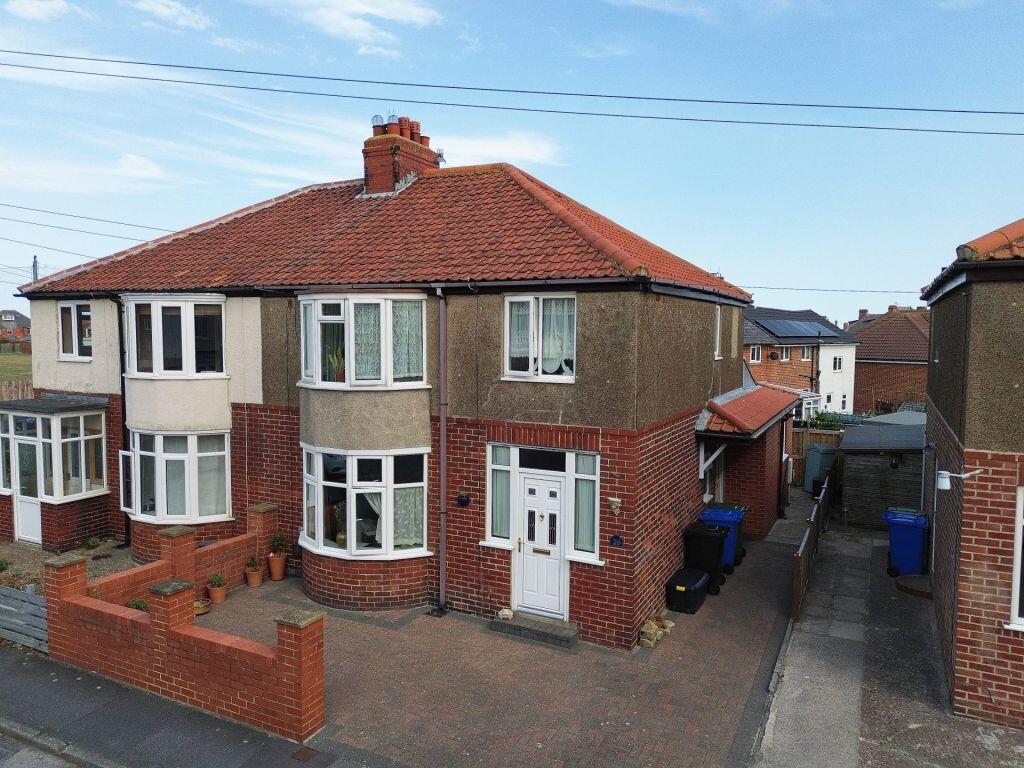 Main image of property: 29 West Cliff Avenue, Whitby