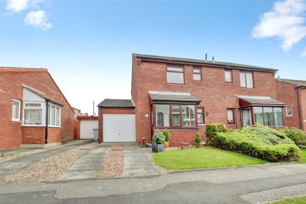 3-bed semi-detached on Eppleton Close, Langley Park, Durham, DH7, £200,000