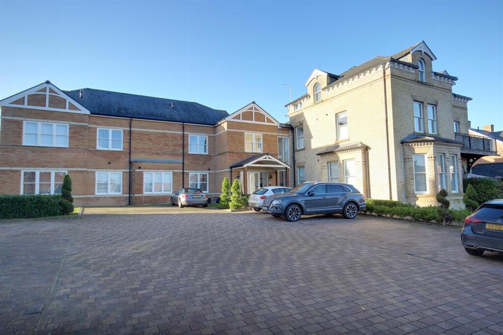 Atkinson Way, Beverley - View 3