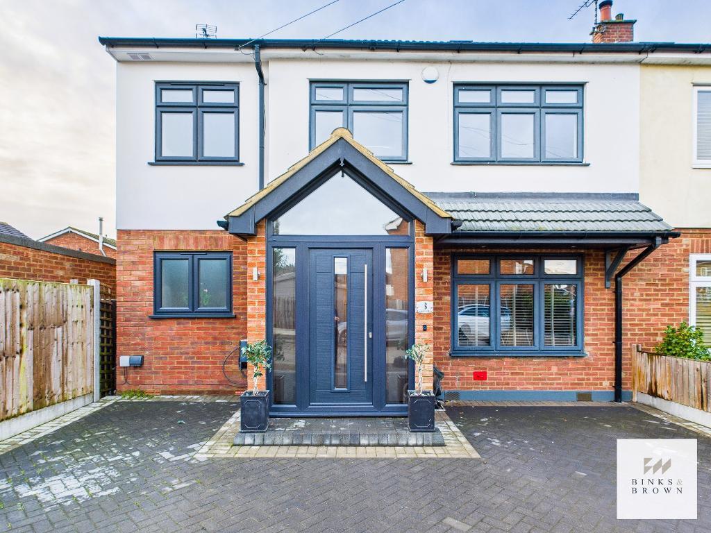 Main image of property: Francis Close, Horndon on the Hill, Essex, SS17 8NT