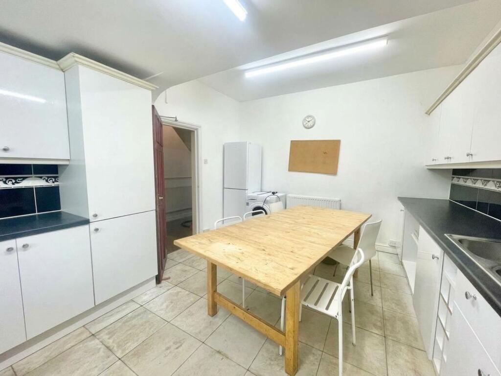 House in Bristol - View 5
