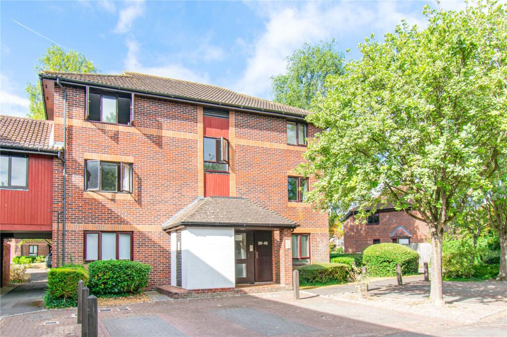 Main image of property: Pebble Drive, Didcot, Oxfordshire, OX11