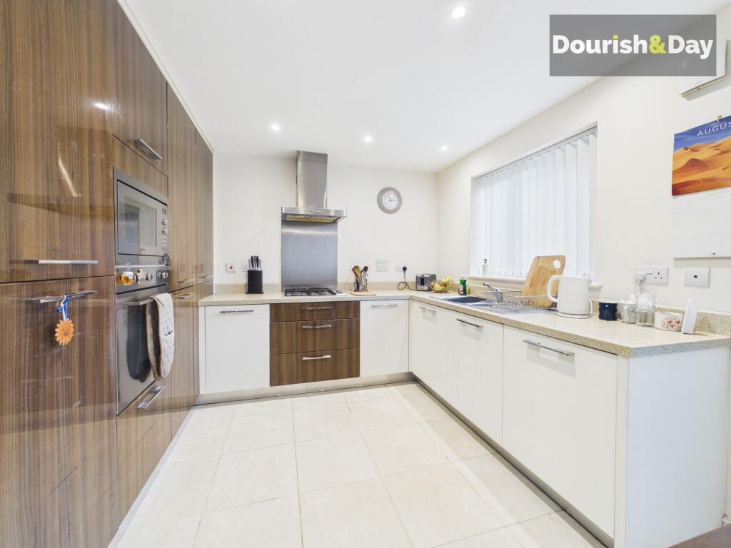 House in Stoke-on-Trent - View 5