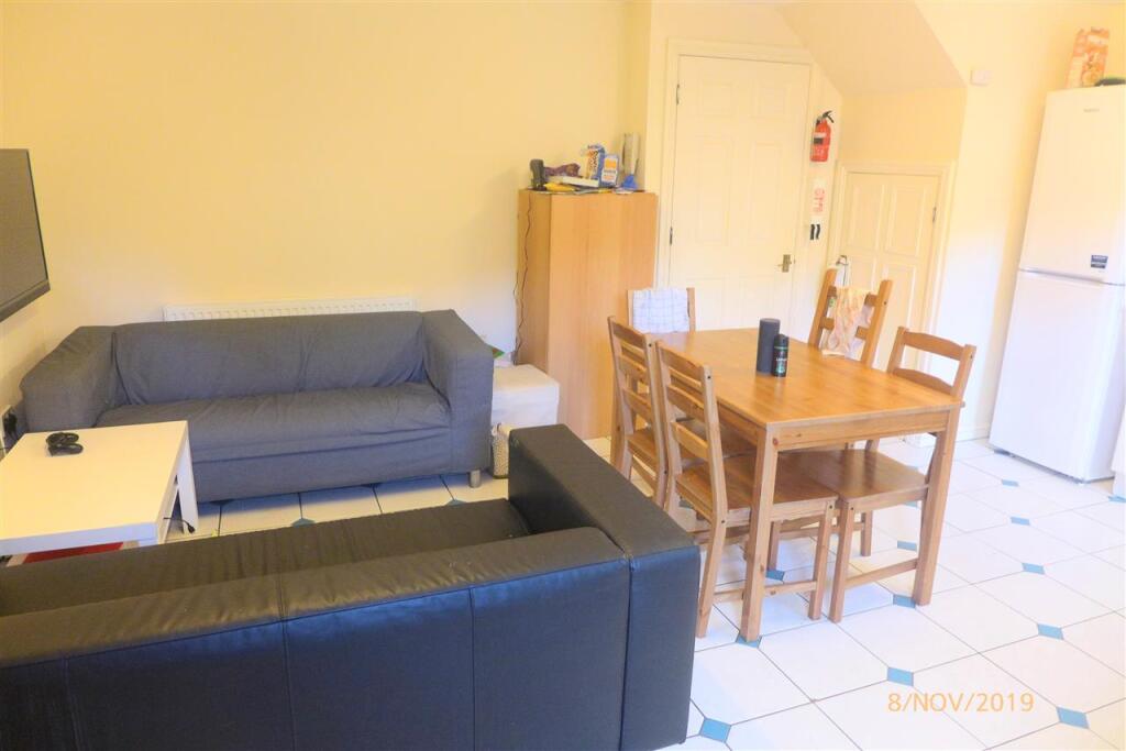 Wright Way, Stapleton, Bristol photo 5