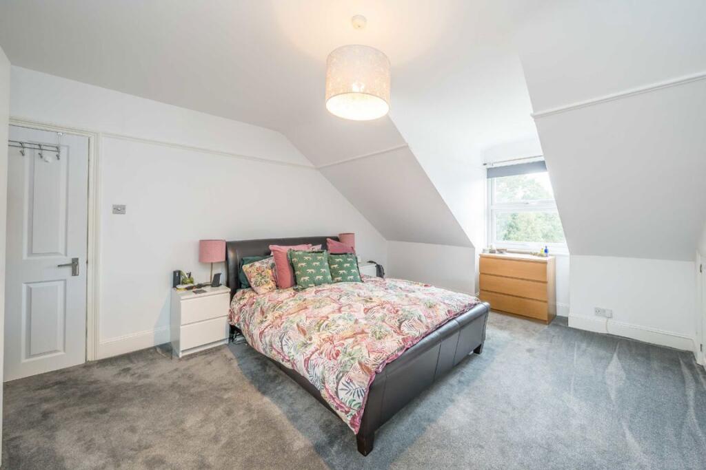 Apartment in London - View 4